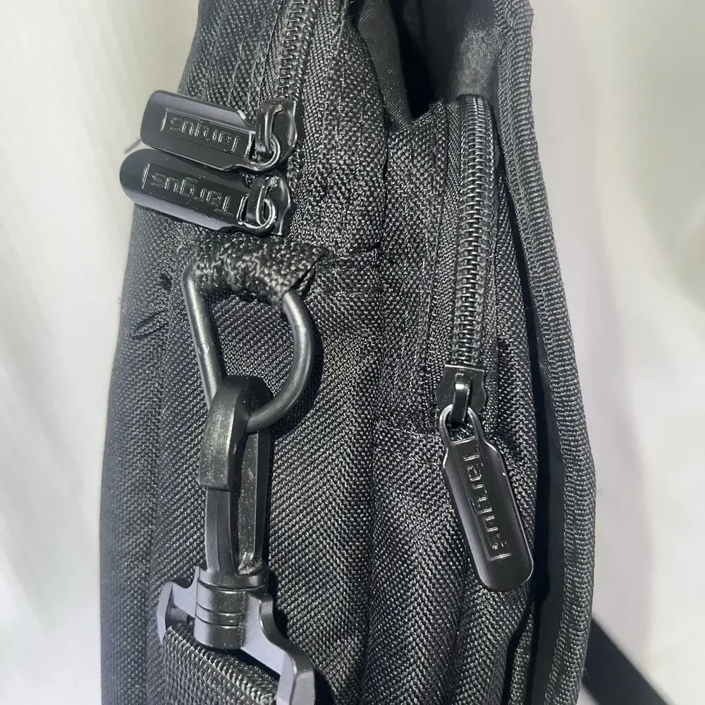 Targus Laptop Messenger Bag Black AC0145 Padded Briefcase Shoulder Case